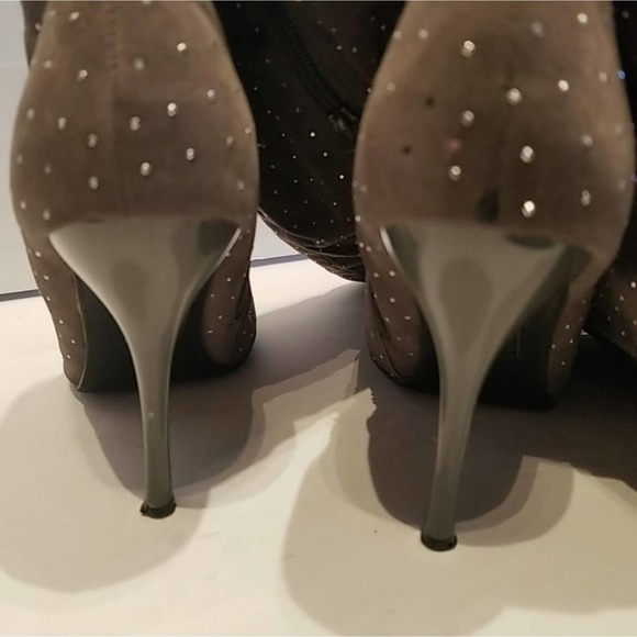 Gray Knee High Boots Rhinestone Slouchy Knee- High Boots Size 8 - Picture 5 of 8